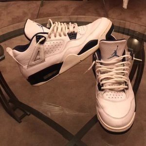 Air Jordan 4 Legend Blue size 11.5